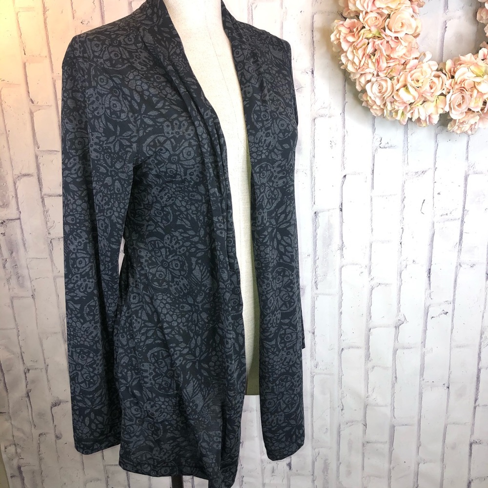 ExOfficio black charcoal paisley print cardigan Sz Medium
